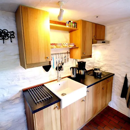 Romantic House In The Ardennes, Cleaning Included Vakantiehuis Berismenil