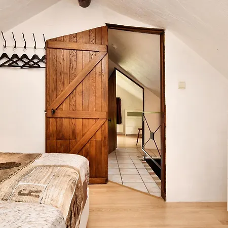 Romantic House In The Ardennes, Cleaning Included Berismenil